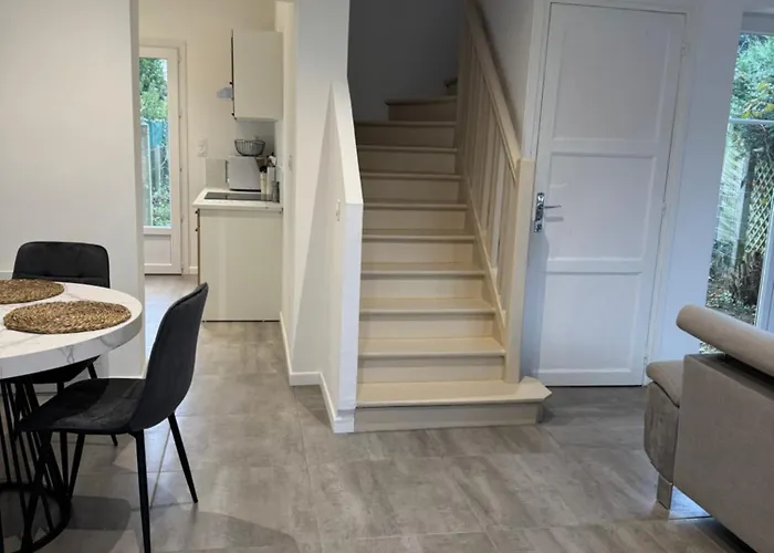 Mancelle Proche Du Circuit 24h Lägenhet *